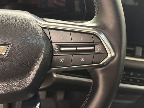 Used 2025 Chevrolet Equinox LT AWD/4WD image 19