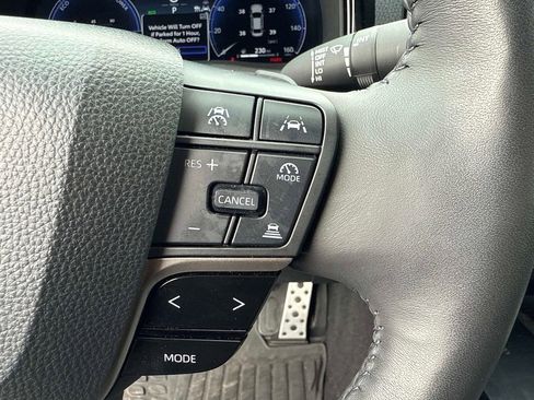 Used 2025 Toyota Camry XSE image 24