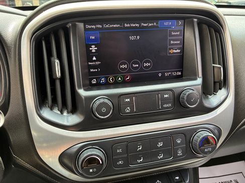 Used 2022 GMC Canyon Elevation w/ Elevation Premium Package AWD/4WD image 35