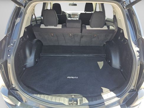 Used 2016 Toyota RAV4 XLE AWD/4WD image 24