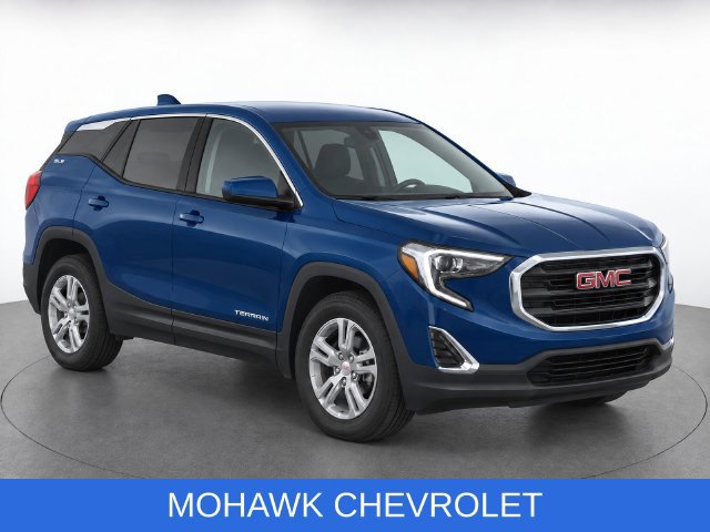 Used 2020 GMC Terrain SLE w/ LPO, Floor Liner Package AWD/4WD image 2