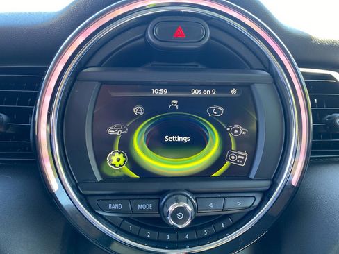 Used 2018 MINI Cooper 2-Door Hardtop FWD image 12