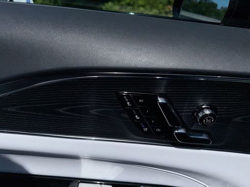 Used 2024 Cadillac Lyriq Sport RWD image 14
