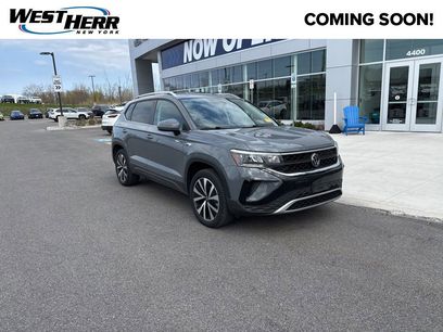 Used 2022 Volkswagen Taos SE
