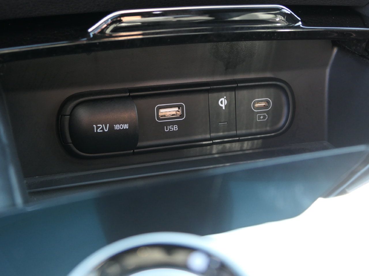 Used 2025 Kia Sportage X-Line Prestige AWD/4WD image 19