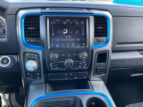 Used 2018 RAM 1500 Sport w/ Hydro Blue Sport Package AWD/4WD image 21