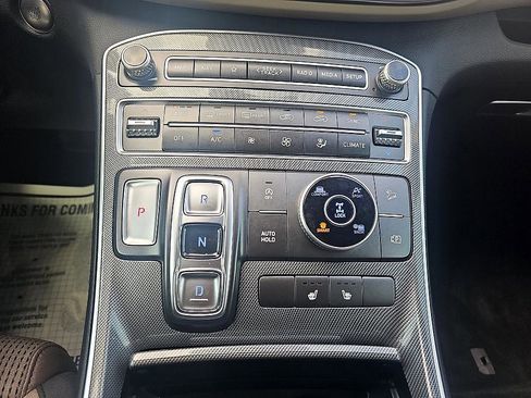 Used 2023 Hyundai Santa Fe SEL image 22