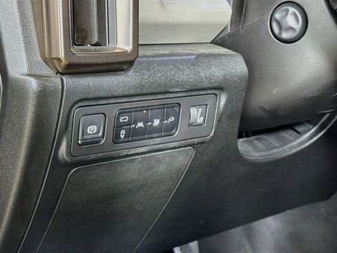 Used 2024 GMC Hummer EV 2X w/ LPO, Illumination Package AWD/4WD image 12