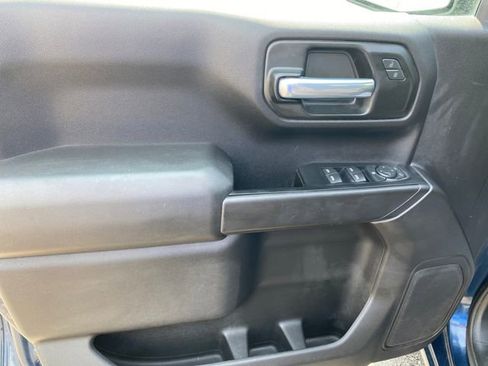 Used 2021 Chevrolet Silverado 1500 Custom AWD/4WD image 16