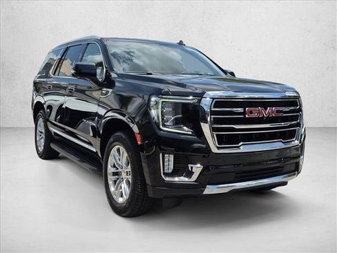 Used 2021 GMC Yukon SLT w/ SLT Luxury Plus Package AWD/4WD image 3