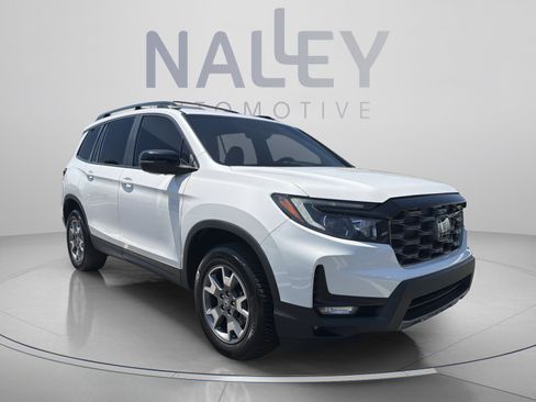 Used 2023 Honda Passport TrailSport image 5