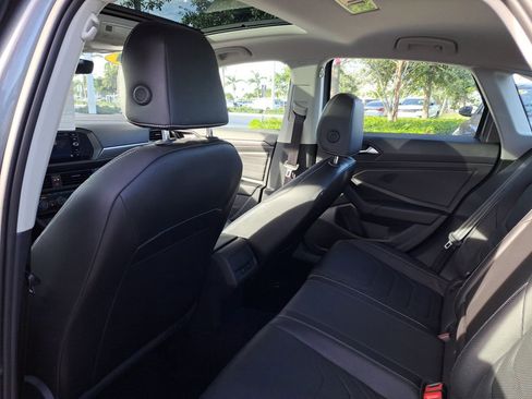 Used 2022 Volkswagen Jetta SEL image 7