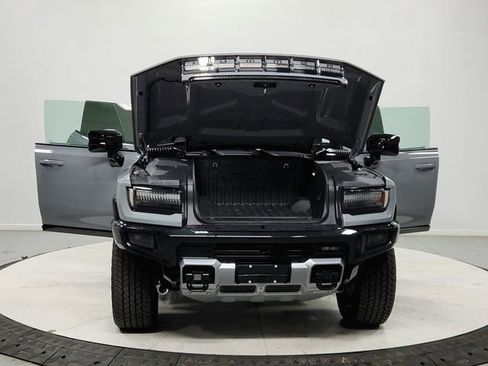 New 2026 GMC Hummer EV 4x4 Crew Cab w/ LPO, Dark Essentials Package image 10