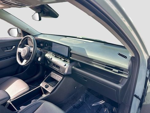 Used 2025 Hyundai Kona Limited AWD/4WD image 25