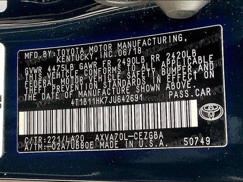 Used 2018 Toyota Camry XLE FWD image 18