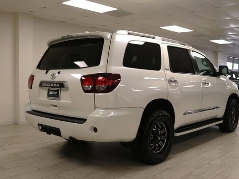Used 2020 Toyota Sequoia Platinum image 7