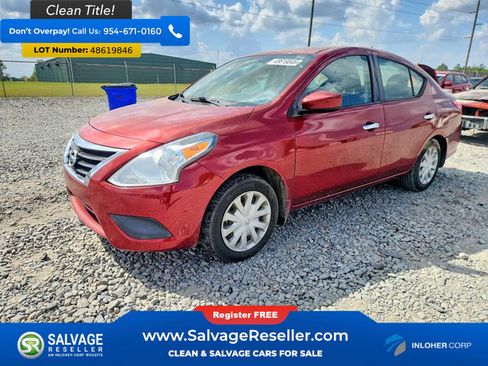 Used 2016 Nissan Versa SV image 1