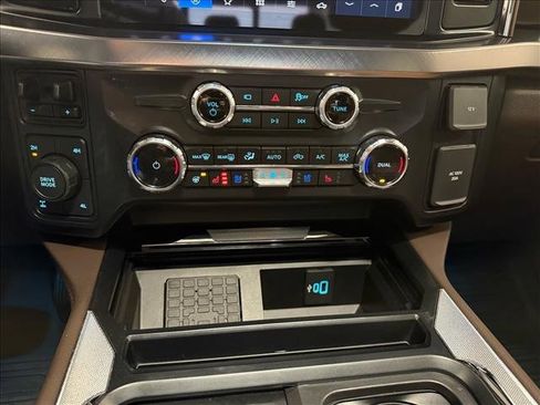 Certified 2025 Ford F250 King Ranch image 19