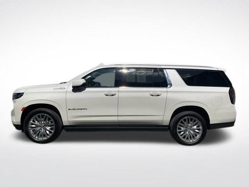 Used 2023 Chevrolet Suburban High Country w/ Premium Package 2 AWD/4WD image 14
