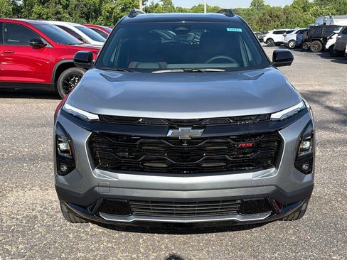 New 2026 Chevrolet Equinox RS w/ Convenience Package III FWD image 2