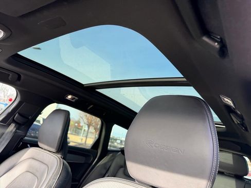 Used 2019 Volvo V90 T6 R-Design w/ Advanced Package image 14