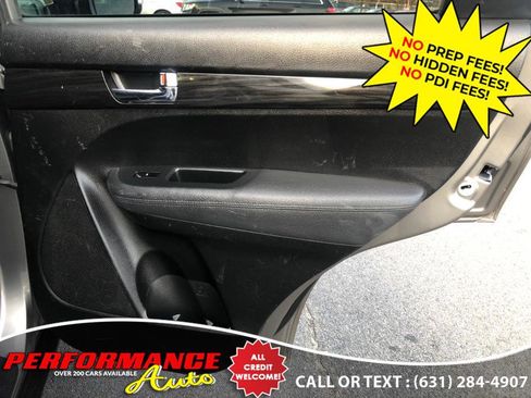 Used 2012 Kia Sorento LX w/ Convenience Pkg image 25