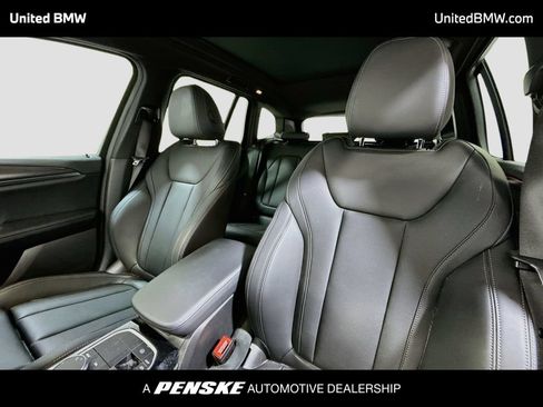 Used 2024 BMW X3 xDrive30i w/ Premium Package AWD/4WD image 12