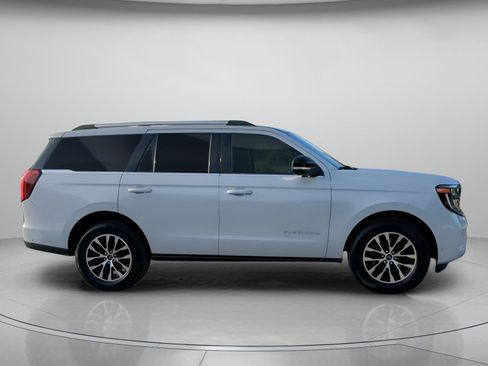 Certified 2025 Ford Expedition Platinum AWD/4WD image 33