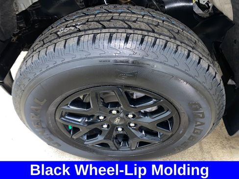 Used 2022 Ford Ranger XLT w/ Equipment Group 301A Mid AWD/4WD image 18