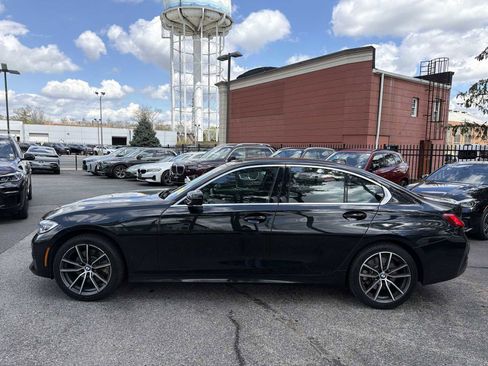 Used 2021 BMW 330i xDrive Sedan w/ Premium Package AWD/4WD image 4