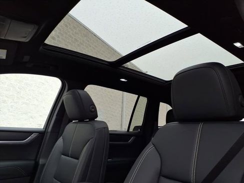 New 2026 GMC Acadia Elevation w/ Black Edition image 15