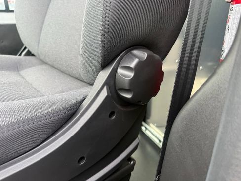 Used 2024 RAM ProMaster 3500 w/ Delivery Van Package FWD image 17