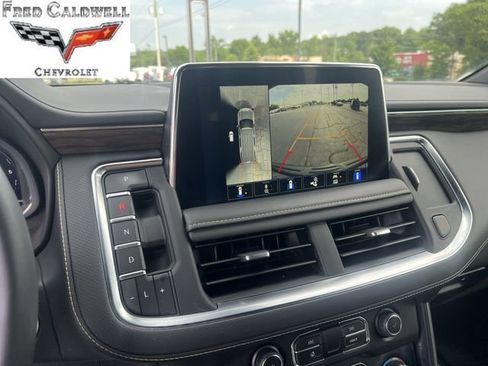 Used 2023 Chevrolet Tahoe Premier AWD/4WD image 20