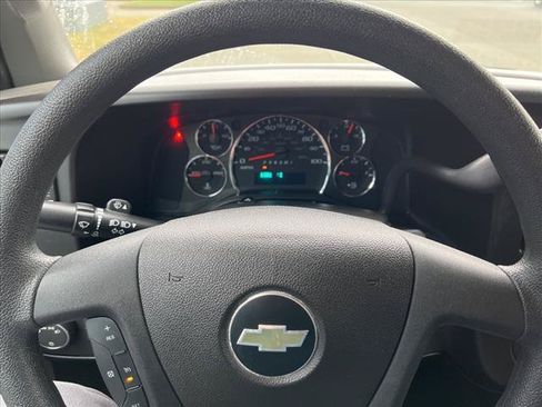 Used 2019 Chevrolet Express 2500 w/ Driver Convenience Package RWD image 11