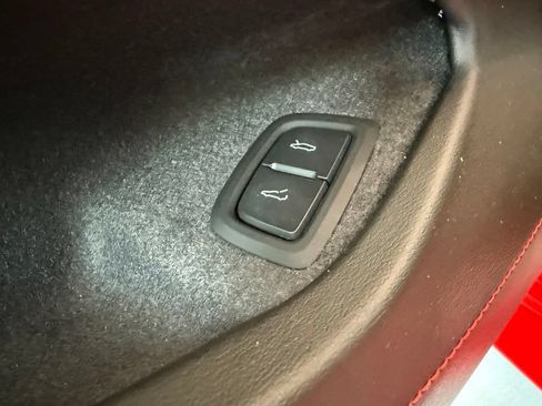 Used 2026 Chevrolet Corvette Stingray Preferred Cpe w/ Battery Protection Package RWD image 18