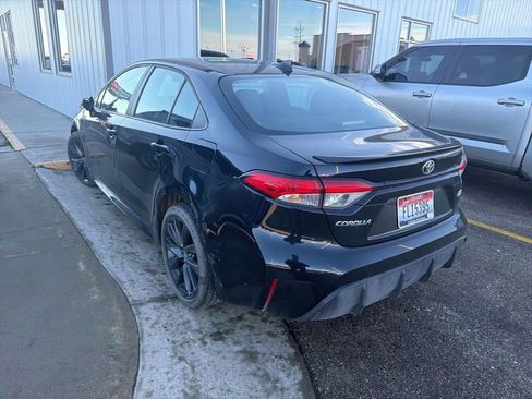 Used 2025 Toyota Corolla SE image 4