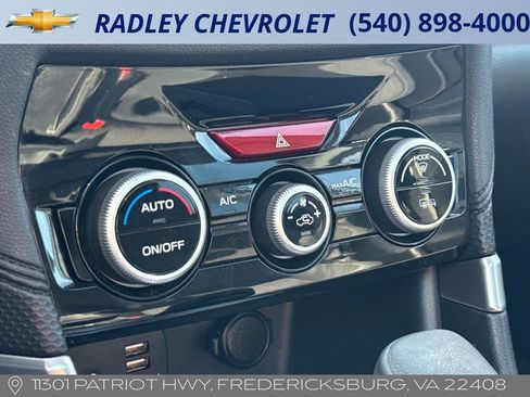 Used 2023 Subaru Forester Premium image 17