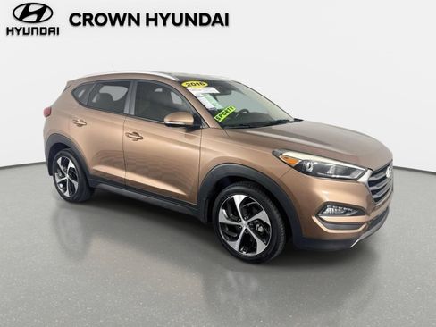 Used 2016 Hyundai Tucson Sport FWD image 3