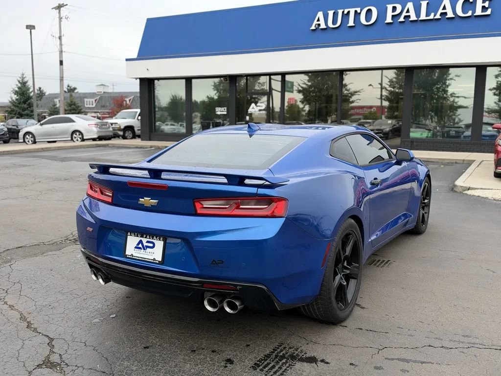 Used 2017 Chevrolet Camaro SS RWD image 6