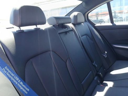 Used 2024 BMW 330e 330e iPerformance image 12