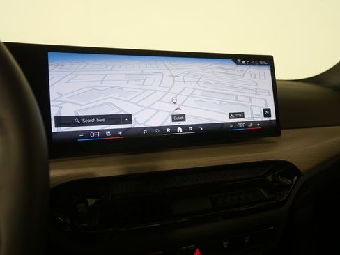 Used 2025 BMW 330i Sedan image 22