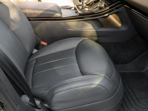 Used 2023 Land Rover Range Rover Sport First Edition image 14