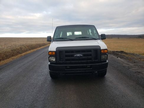 Used 2011 Ford E-150 and Econoline 150 Wagon w/ PWR Windows & Locks Group RWD image 7