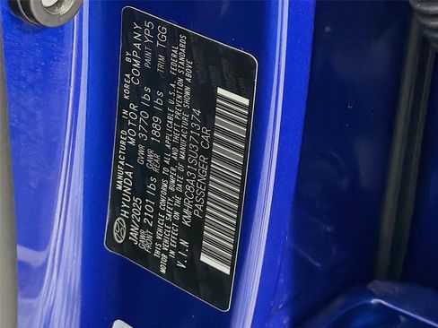Certified 2025 Hyundai Venue SEL FWD image 27