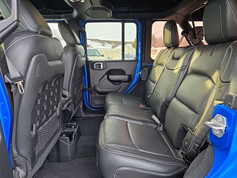 Used 2021 Jeep Wrangler Unlimited Rubicon w/ Xtreme Recon 35" Tire Package image 19