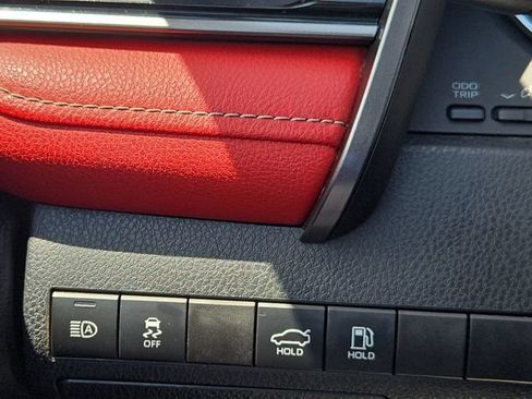 Used 2019 Toyota Camry XSE w/ Navigation Package FWD image 27