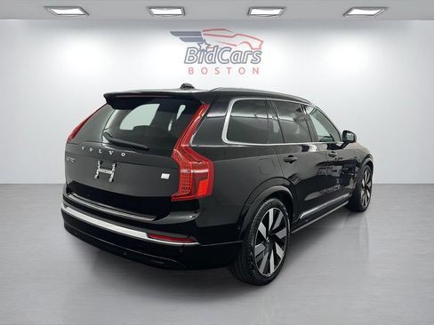 Used 2023 Volvo XC90 T8 Ultimate w/ Protection Package Premier AWD/4WD image 3