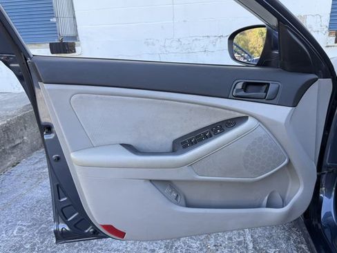 Used 2015 Kia Optima LX image 10