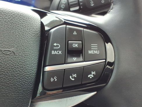 Used 2023 Ford Explorer Platinum w/ Technology Package AWD/4WD image 27