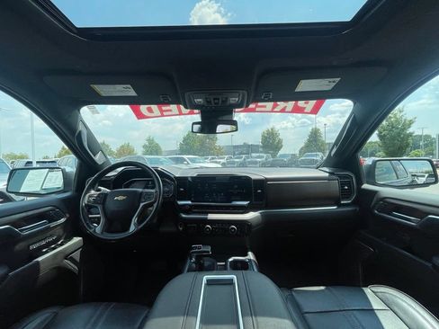 Used 2022 Chevrolet Silverado 1500 High Country w/ High Country Premium Package AWD/4WD image 26